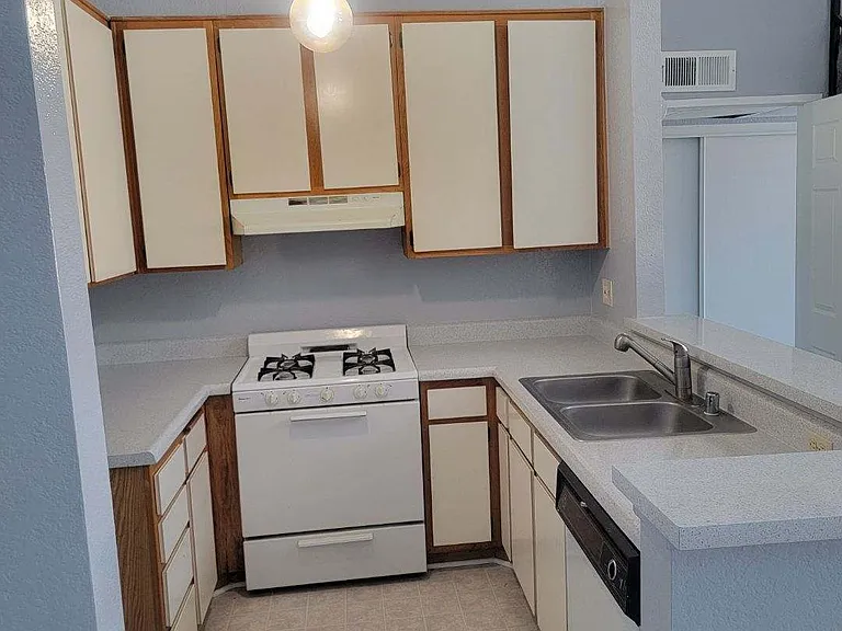 8731 De Soto Ave #209 — Photo 2