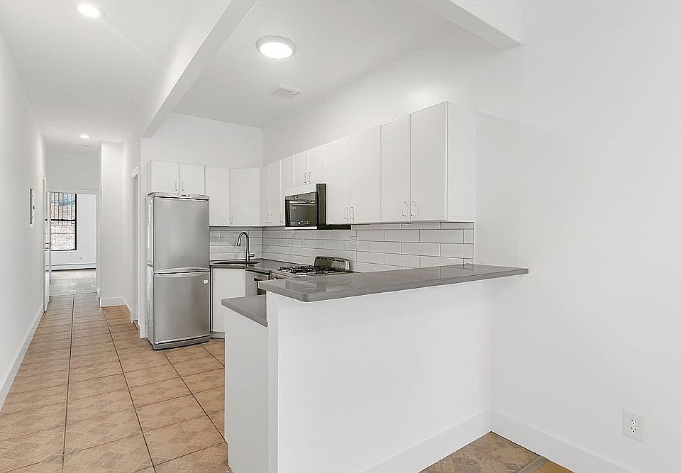 1st image of 47-38 11th St #7