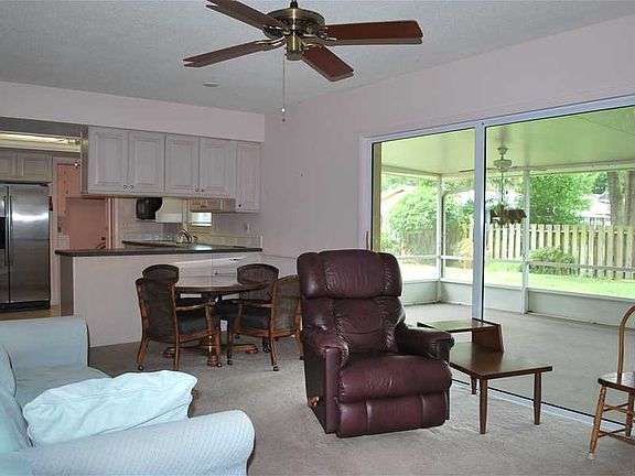 5th image of 4676 Casa Grande Dr