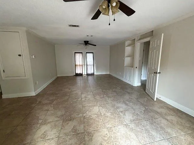 106 Kempsey Ct — Photo 7