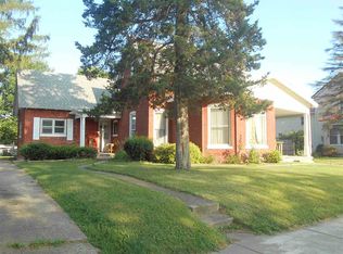 562 S Main St, Monticello, IN 47960