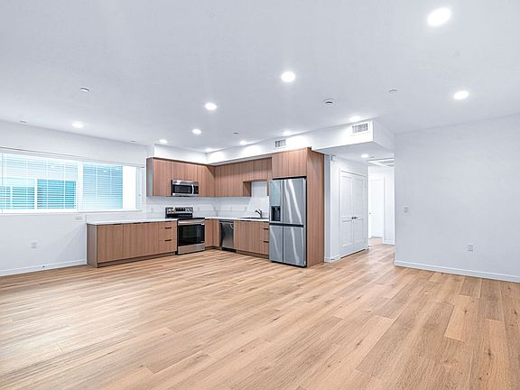 2nd image of 14811 Erwin St #201