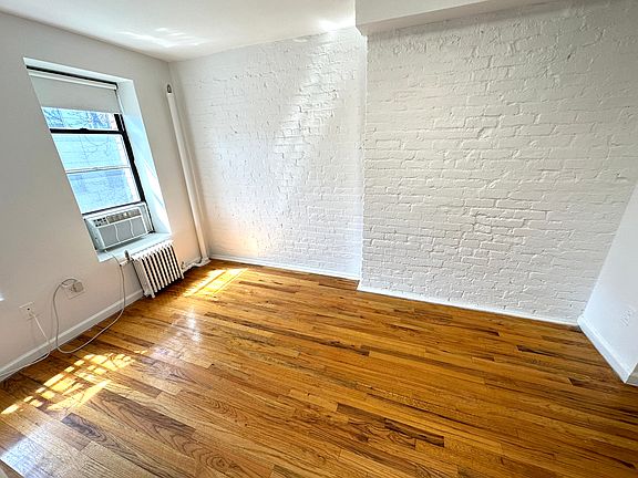 2nd image of 322 E 6th St APT 12A