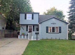 1064 Cleveland Dr, Cheektowaga, NY 14225