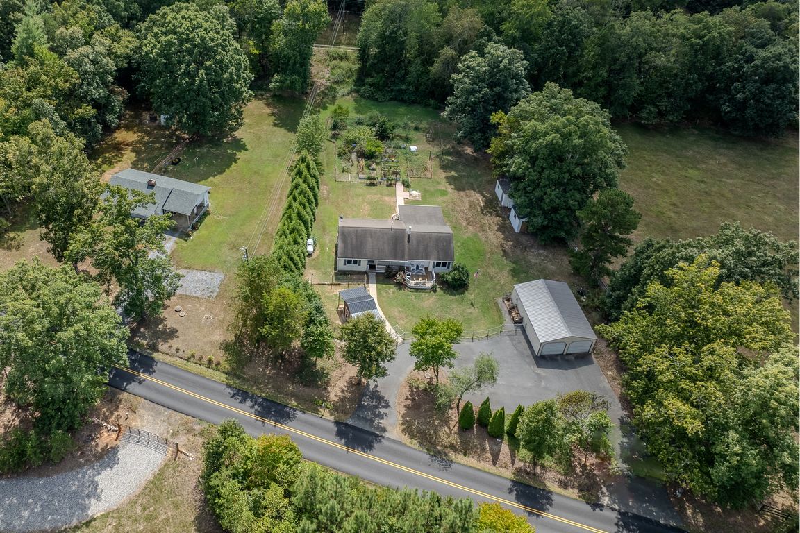 next background image