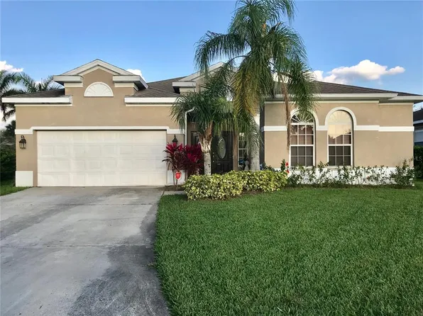 6273 Donnington Ct, Sarasota, FL 34238