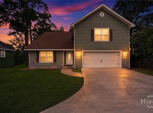 112 W 52nd St, Savannah, GA 31405