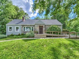 31 Alda Dr, Poughkeepsie, NY 12603