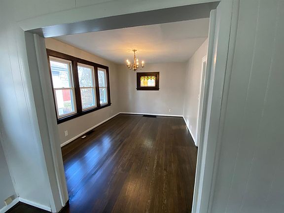 4th image of 6708 Park Pl