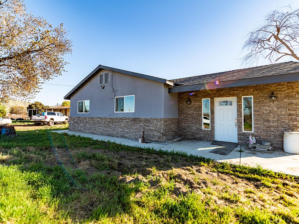 1st image of 33484 Road 220