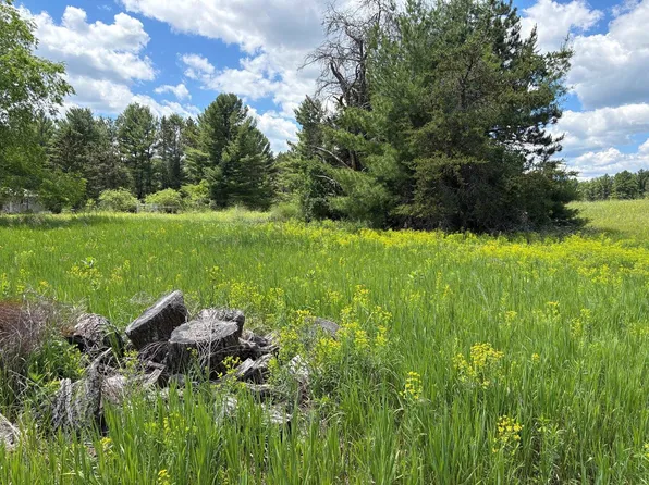 N Greenview Ln #2, Crivitz, WI 54114