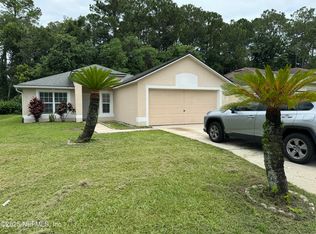2715 Lantana Lakes Dr E, Jacksonville, FL 32246