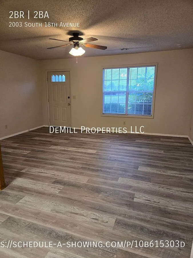 Freshly Updated 2BR/2BA Duplex in Ozark w/ 1-Car Garage — Photo 3