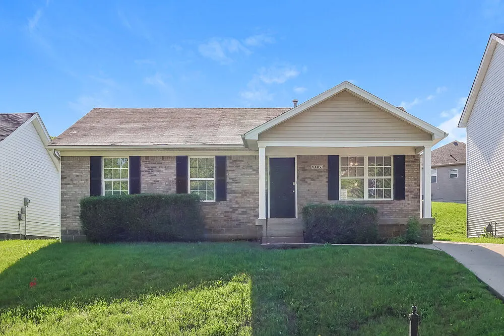 3 bed, 2.0 bath, 1149 sqft, $1,700 — Photo 1