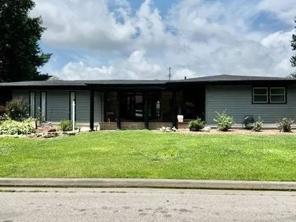 309 N Park Forest Dr, Robinson, IL 62454