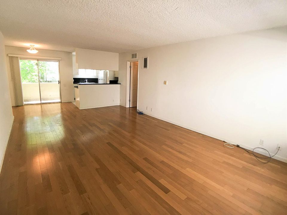 1st image of 1339 Federal Ave APT 2