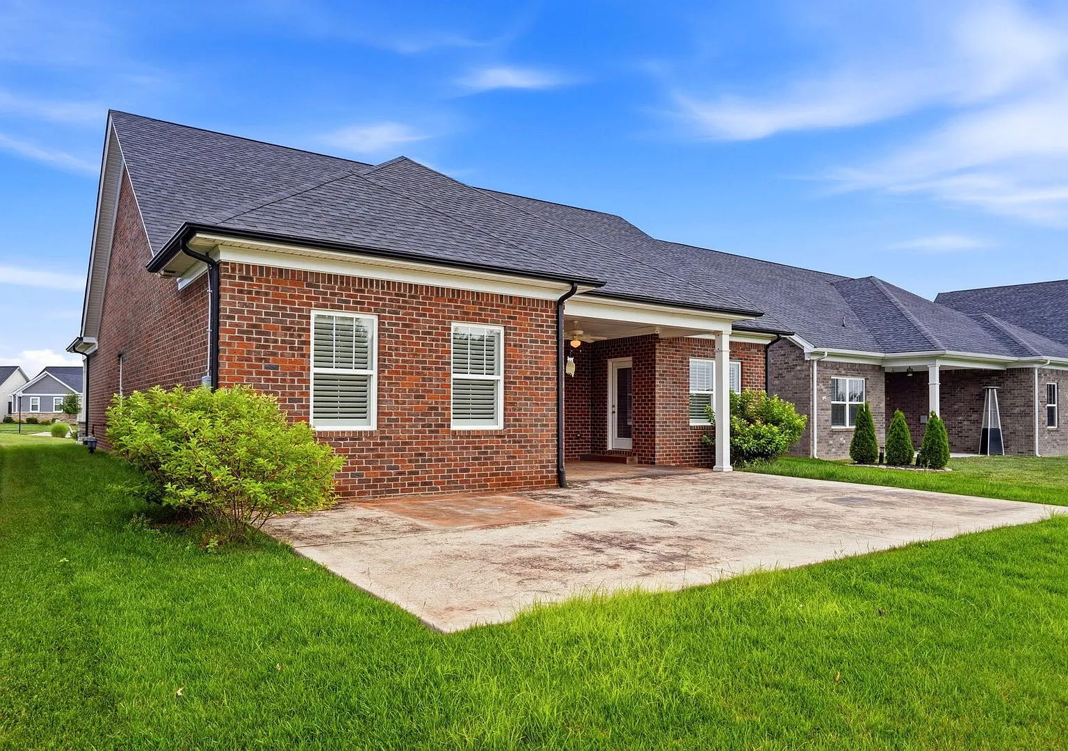 Rental Property on Champion Pointe Golf Course — Photo 4