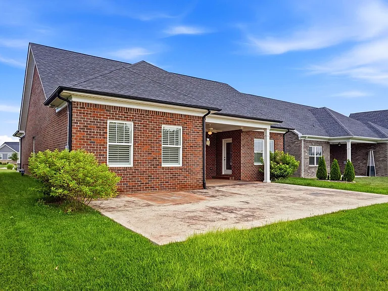 2035 Prestwick Pl — Photo 4