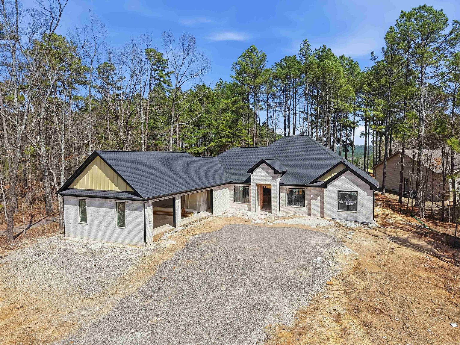81 Elcano Dr