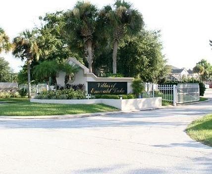 3rd image of 2635 Emerald Lake Ct #2635