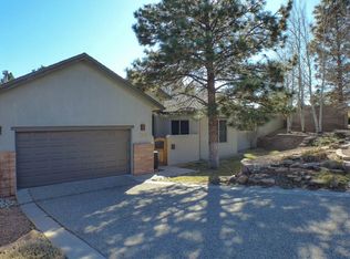 2150 Deer Trl, Los Alamos, NM 87544