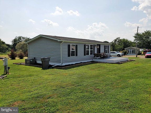 5th image of 13 Echo Valley Dr