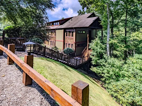 89 Springhouse Dr Drive #A-4, Elk Park, NC 28622