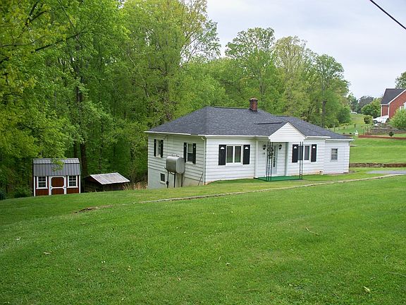 2nd image of 6 Woodlawn Ave