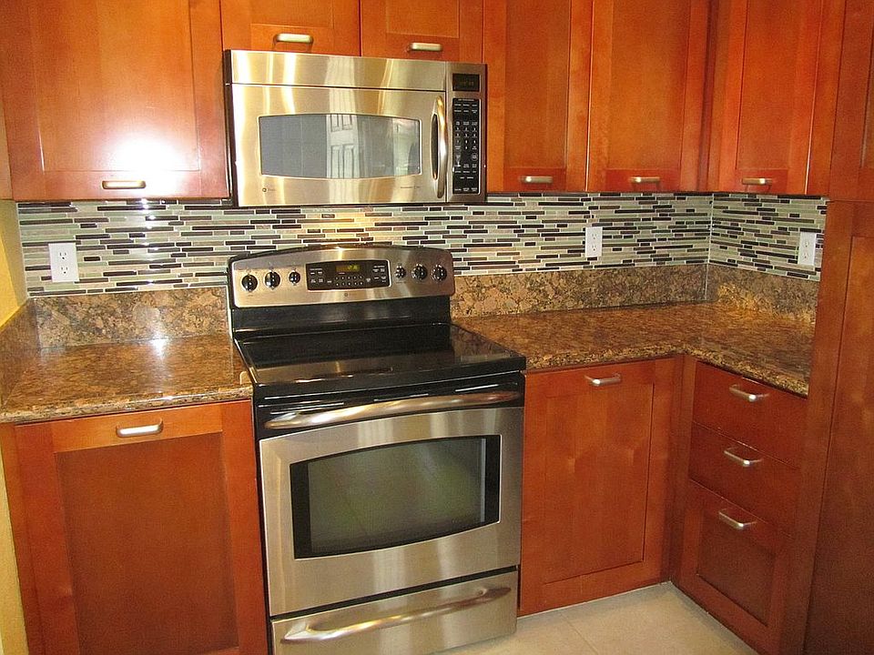 Beautifully updated kitchen