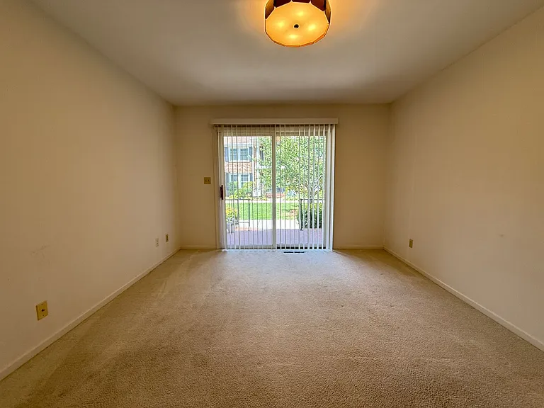 2711 Reynolda Rd #2D — Photo 12