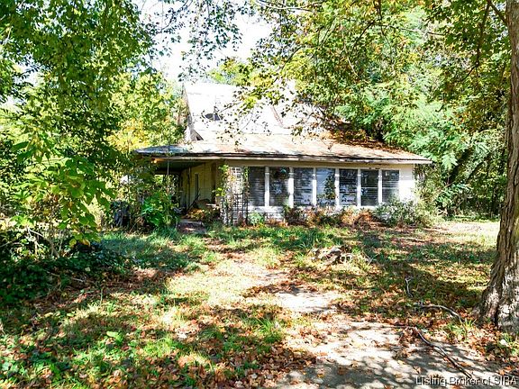 3rd image of 4623 S Hardinsburg Livonia Road