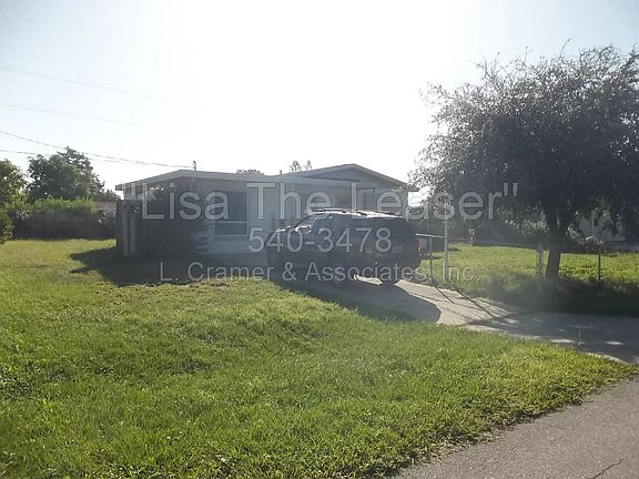 3rd image of 1129 Navajo Ave