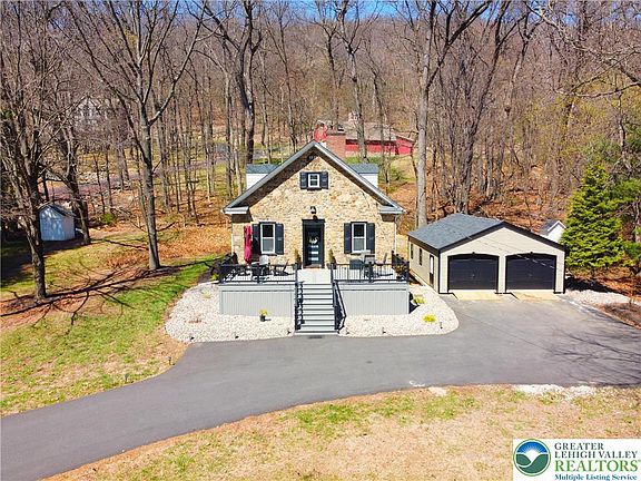 3rd image of 2239 Wassergass Rd