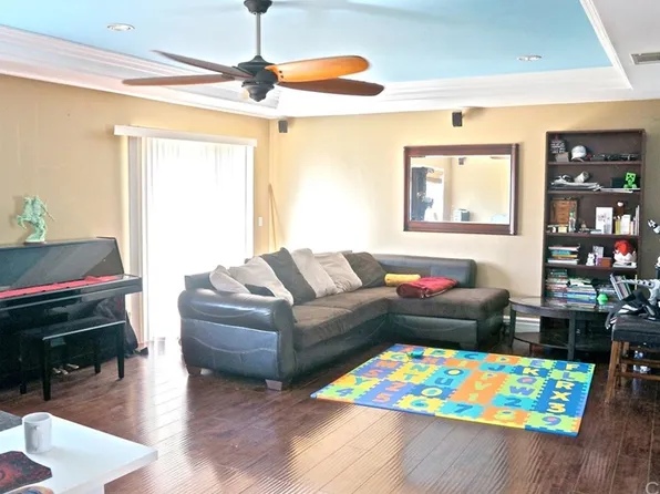 2129 S Nautical St, Anaheim, CA 92802