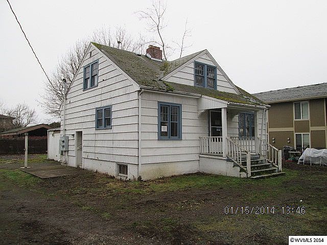 2nd image of 4108 Market St NE