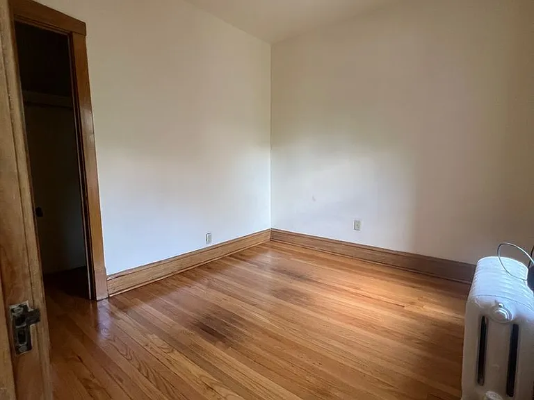 1114 S Monitor Ave — Photo 3