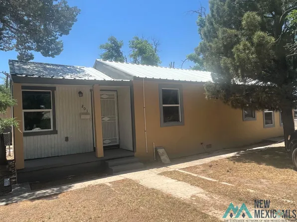 201 Ferndale St, Carlsbad, NM 88220