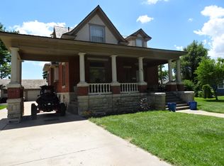 607 E 7th St, Kinsley, KS 67547