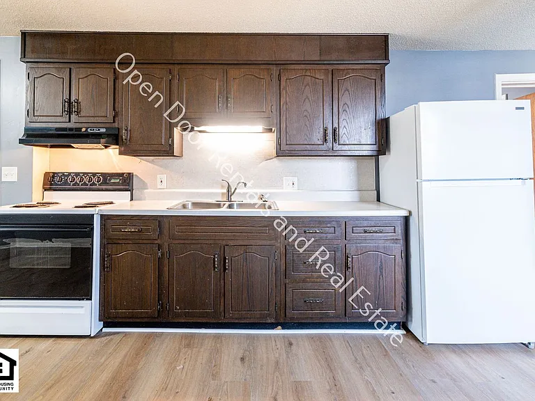340 N Wayne St — Photo 6
