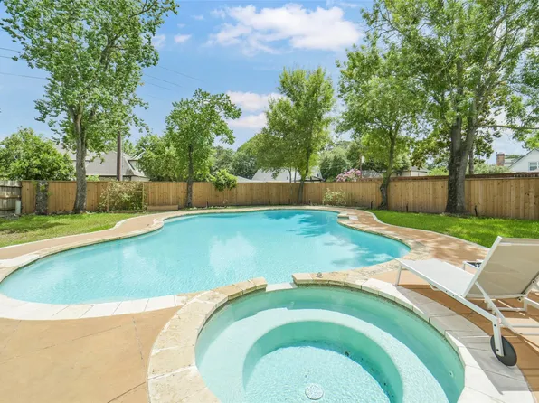 414 Bauxhall Ct, Katy, TX 77450