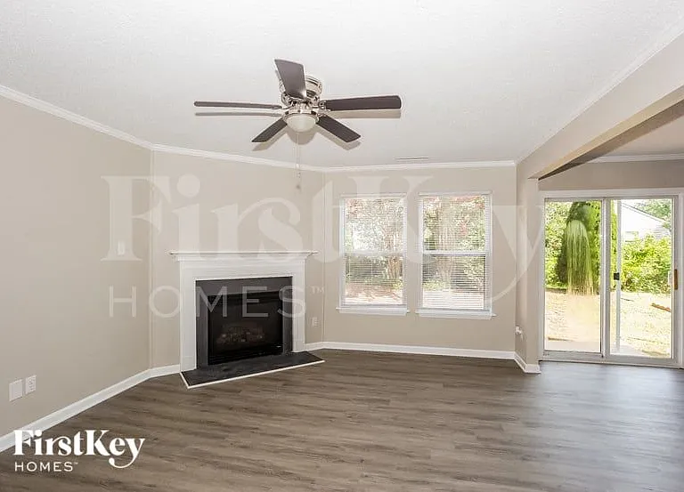 2025 Beckwith Ln — Photo 6