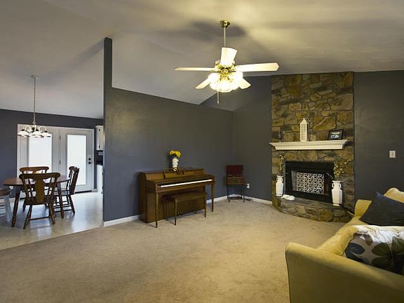2nd image of 1724 Virginia Woods Dr