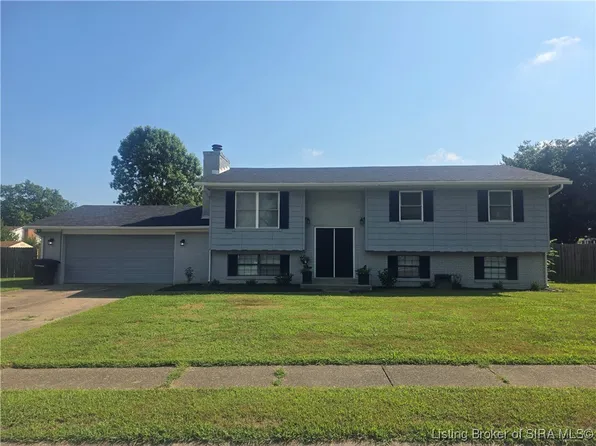 4506 Viola Drive, Jeffersonville, IN 47130