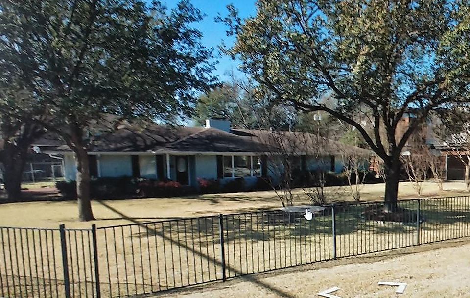 1st image of 5930 Del Roy Dr