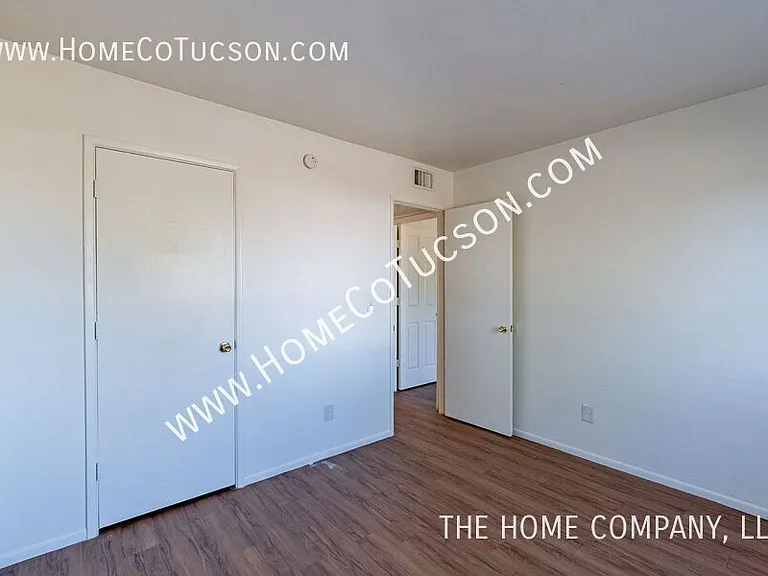 2511 N Fontana Ave — Photo 24