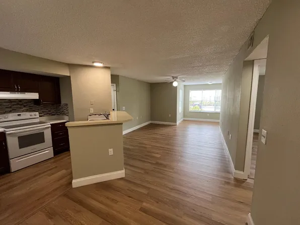1401 Village Blvd APT 1515, West Palm Beach, FL 33409