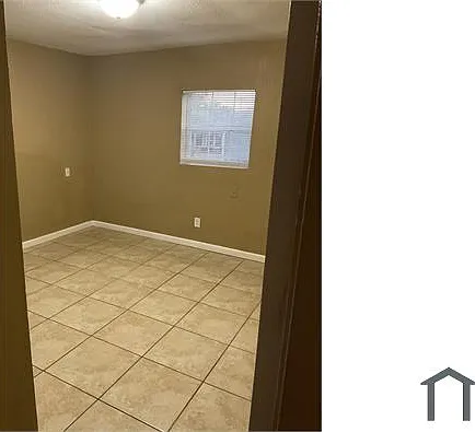 1502 Oleander Dr #C — Photo 4