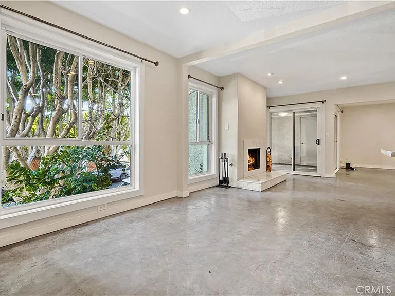 9025 Keith Ave #101 — Photo 26