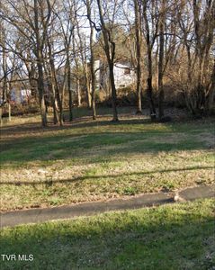 Oak St, Elizabethton, TN, 37643