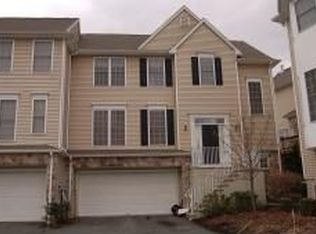 76 Arrowgate Dr, Randolph, NJ 07869